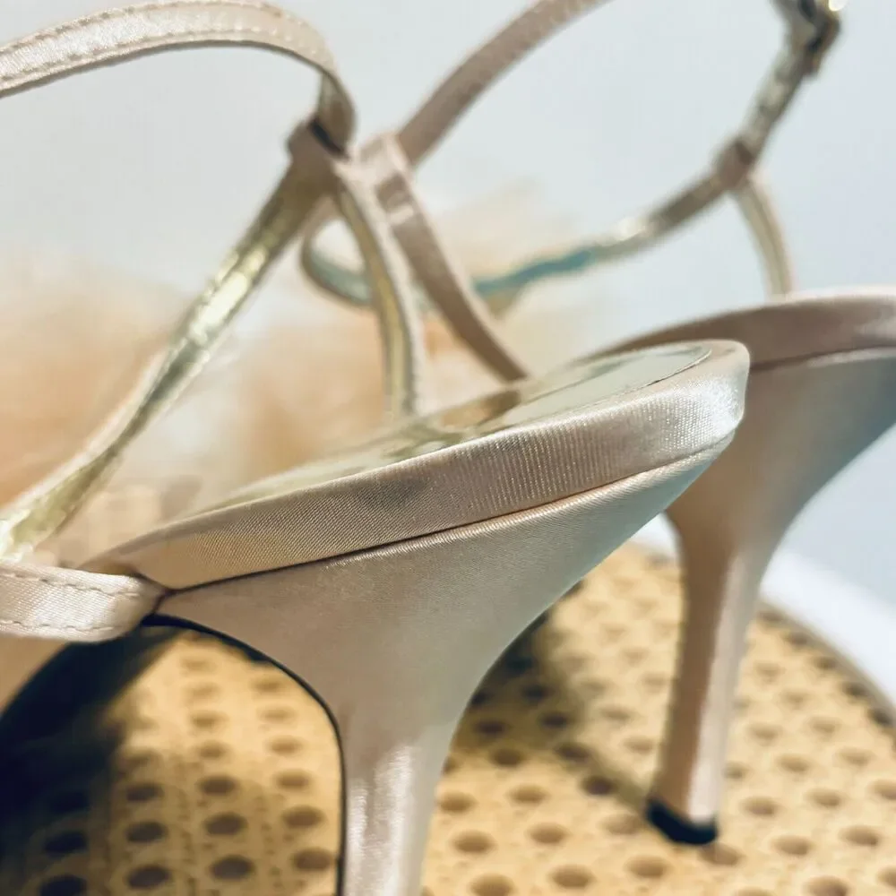 Jacqueline Ferrar Gardenia Satin Heels Sz 7.5M Champagne Rose